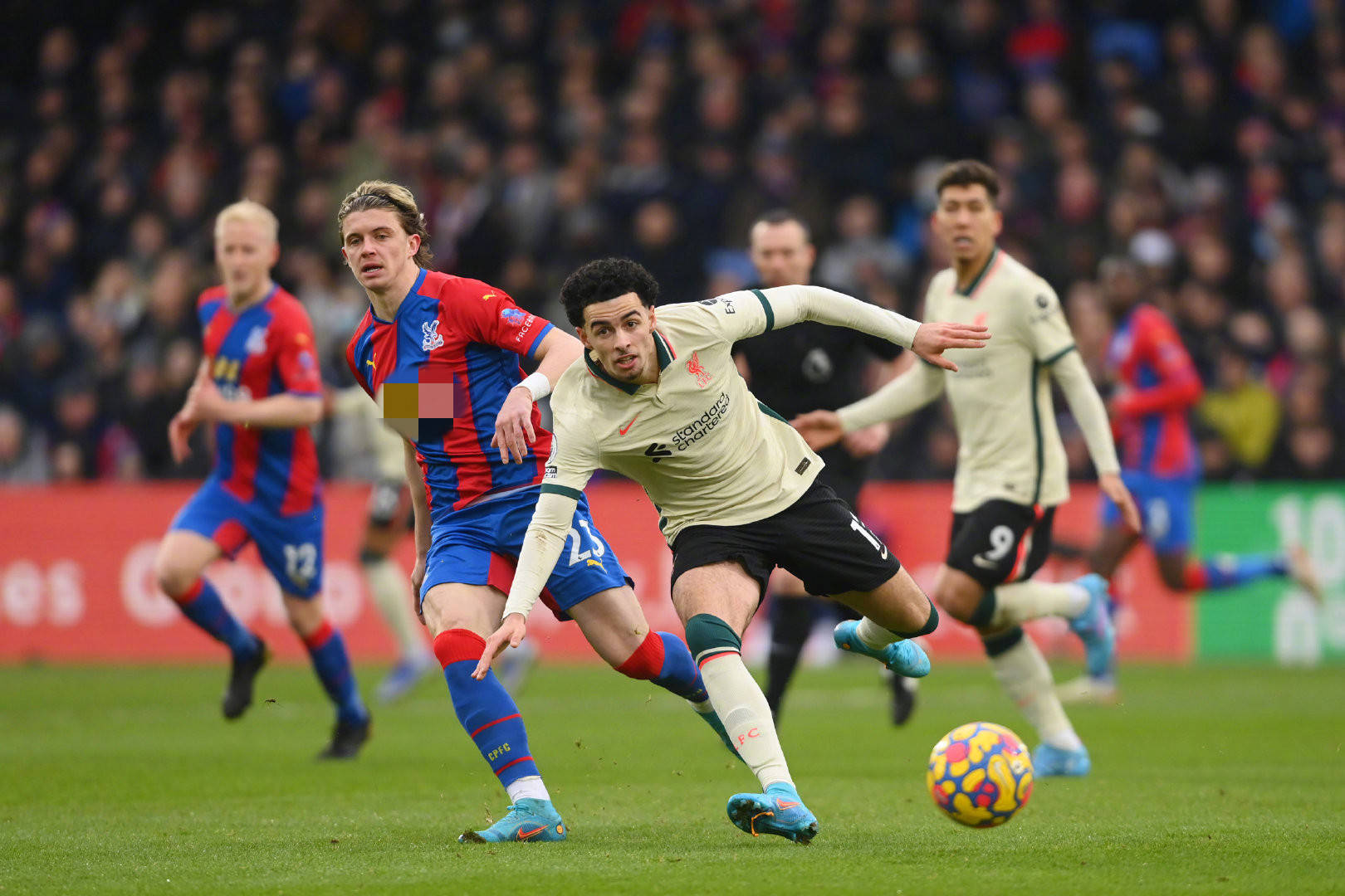 将球精准地 将球精准地